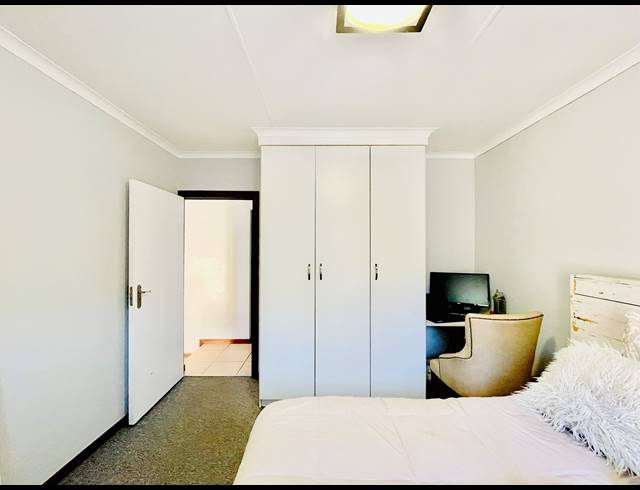 3 BEDROOM HOUSE FOR SALE IN KYALAMI HILLS